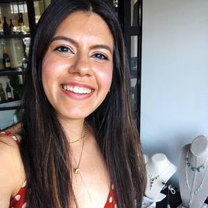 Meet your Posher, Monica